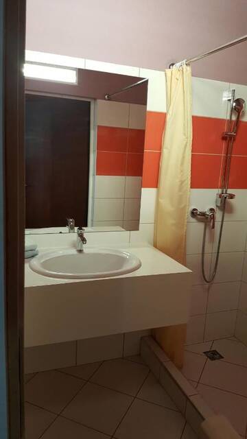 Фото номера Трехместный номер Отель Hotel Restauracja Pustelnik г. Wisła Mała 3